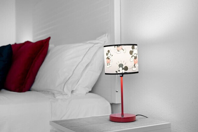 Building Photo - 8303 Palm Pkwy