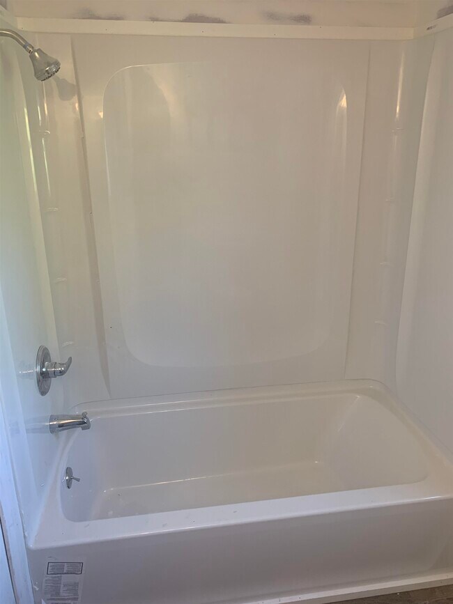 Building Photo - 14 Preble St