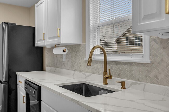 Building Photo - 41 West St