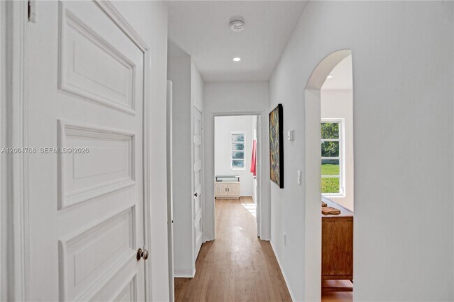 Building Photo - 2214 Segovia Cir
