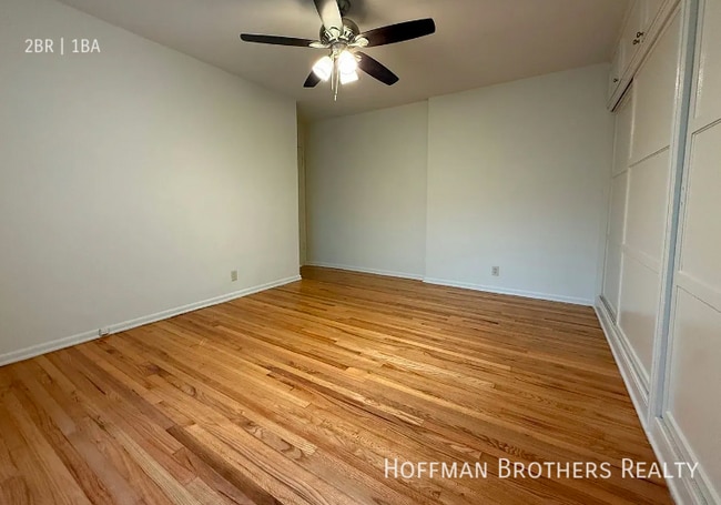 Building Photo - 1121 26th St