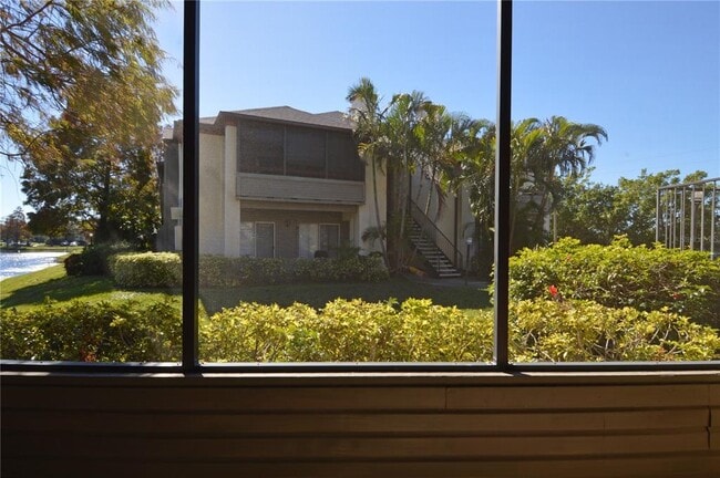 Building Photo - 10265 Gandy Blvd N