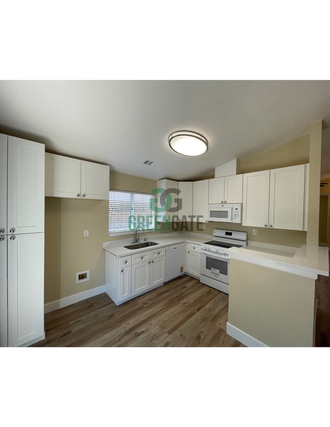 Building Photo - 1660 Etta Way