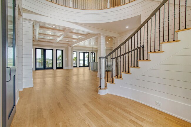 Building Photo - 4 Bedroom 4.5 Bath Home in Dunes West - Mt. Pleasant