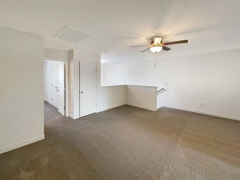 Building Photo - 4443 Chusto Dr