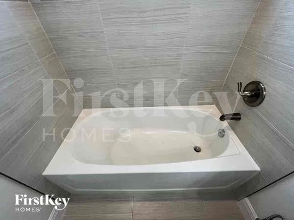 Building Photo - 3062 NW 2nd Pl