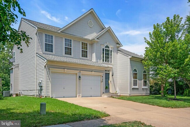 Building Photo - 8142 Tenbrook Dr