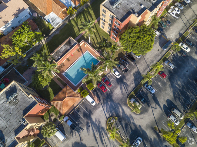 Aerial Photo - International Club Apartments