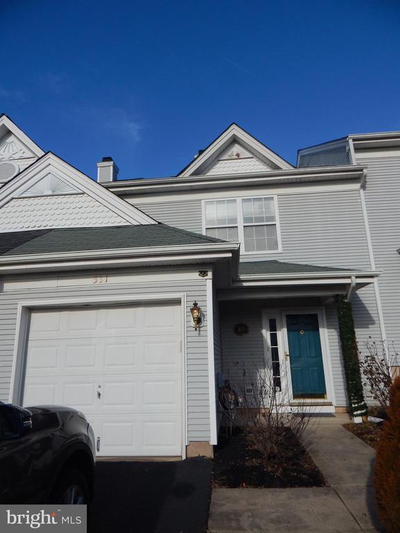Building Photo - 531 Musket Ct