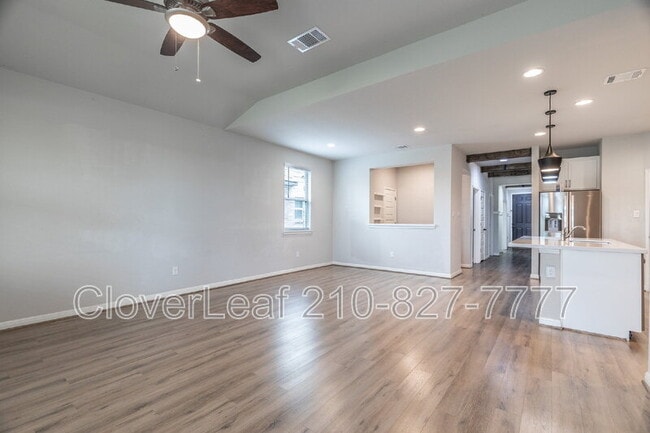 Building Photo - 13145 Maridell Park
