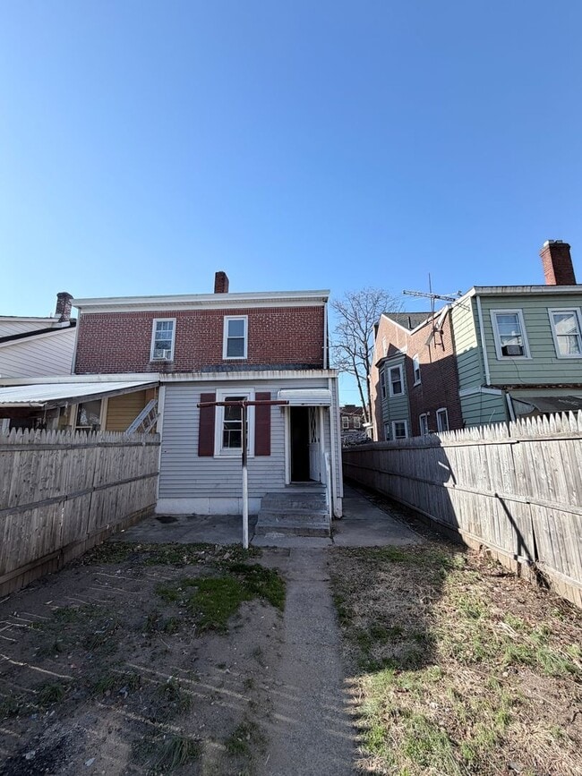 Building Photo - 106 Virginia Ave