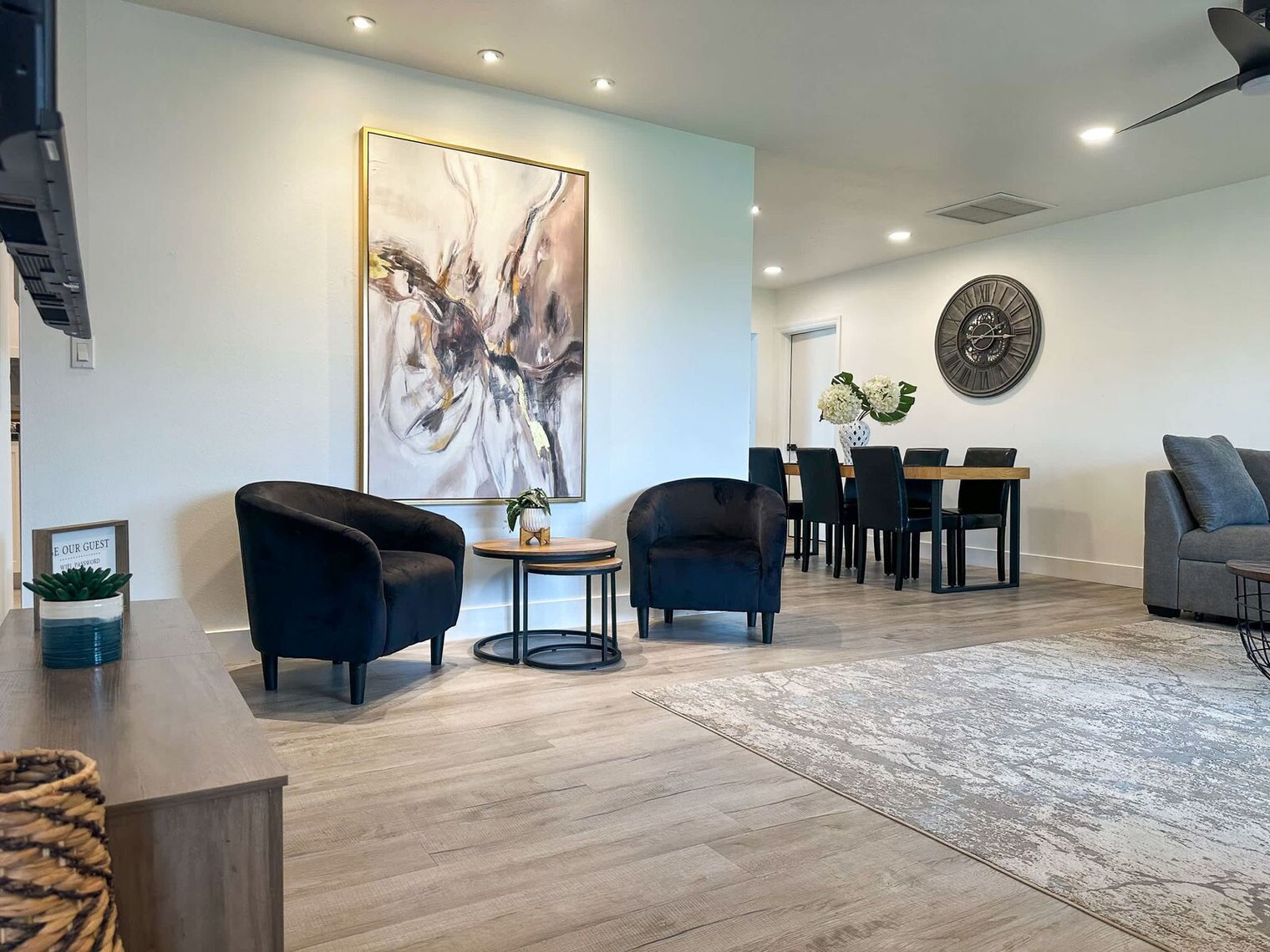 Building Photo - 1311 Cypress Ave