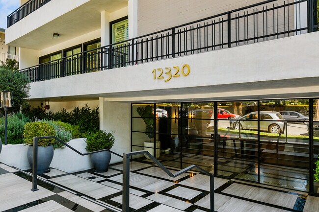Building Photo - 12320 Montana