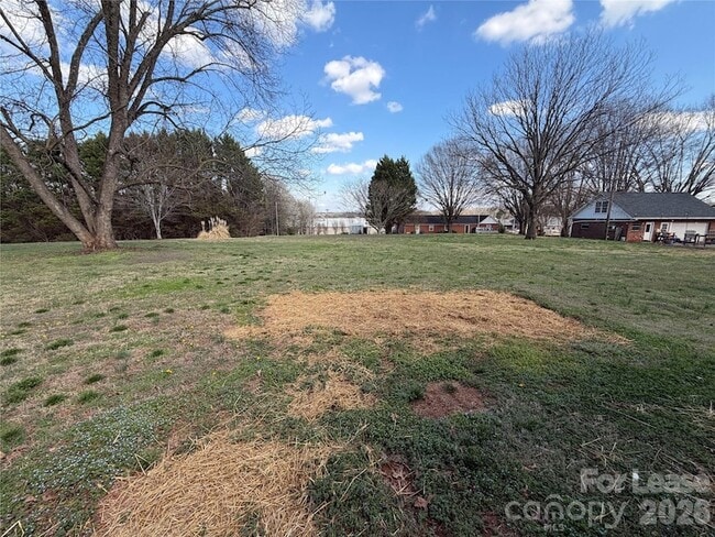 Building Photo - 505 N 1st Ave