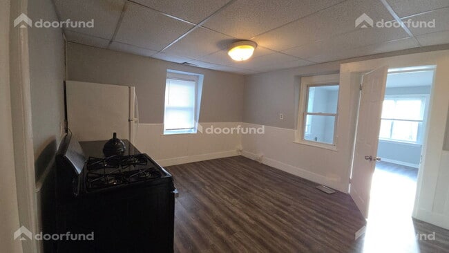 Building Photo - 17 Wachusett St