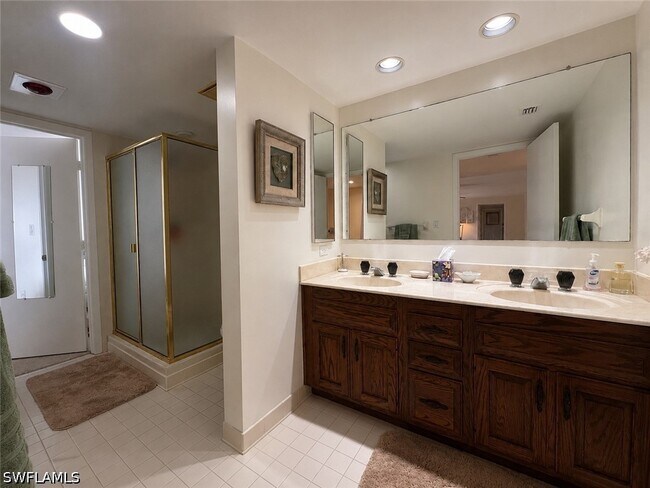 Building Photo - 5601 Turtle Bay Dr