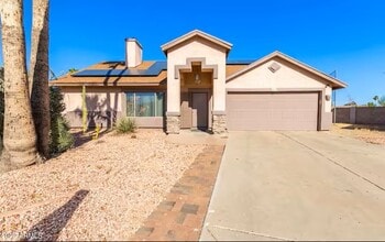 Building Photo - 4819 N Limonero Cir