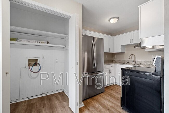 Building Photo - 4225 Schooner Trail