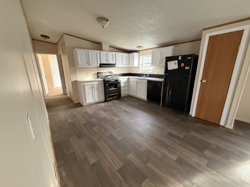 Building Photo - 2500 Mann Rd