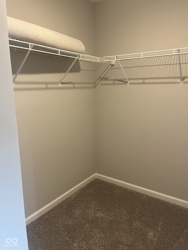 Building Photo - 2607 Plano Dr