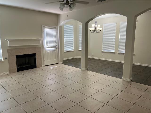 Building Photo - 1412 Carver Ln