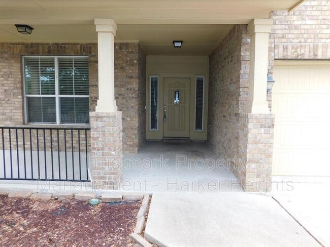 Building Photo - 6202 Suellen Ln