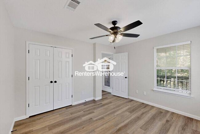 Building Photo - Haslet New Listing Completely Refreshed