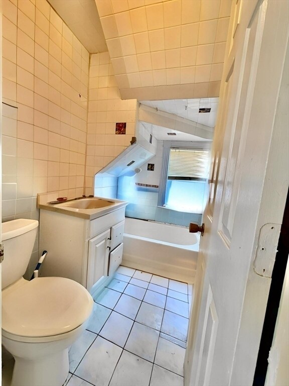 Building Photo - 202 Fayette St