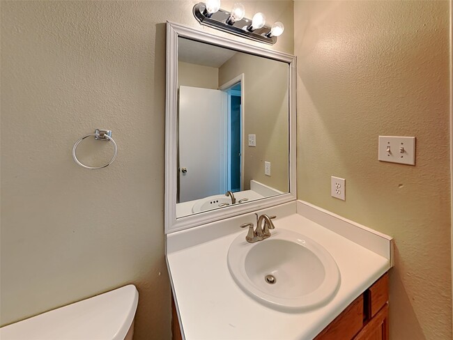 Building Photo - 20534 Patriot Park Ln