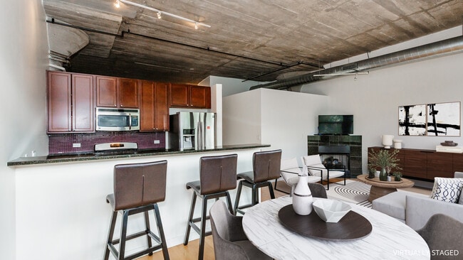 Building Photo - 1110 W 15th St