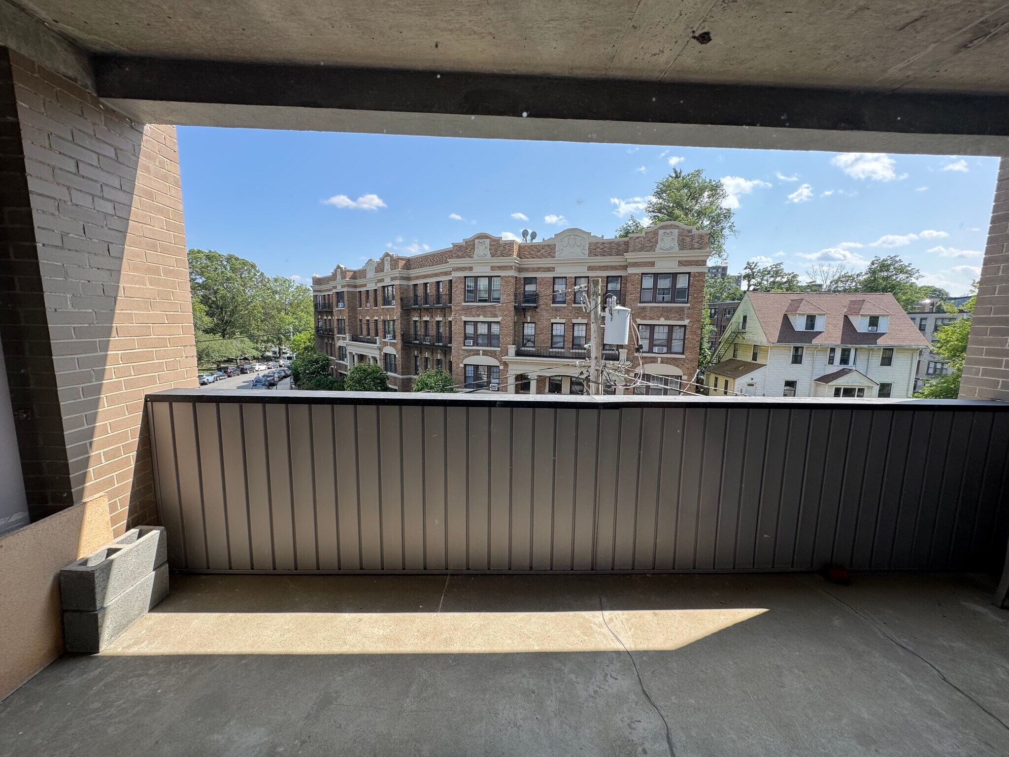 Building Photo - 165 Chiswick Rd