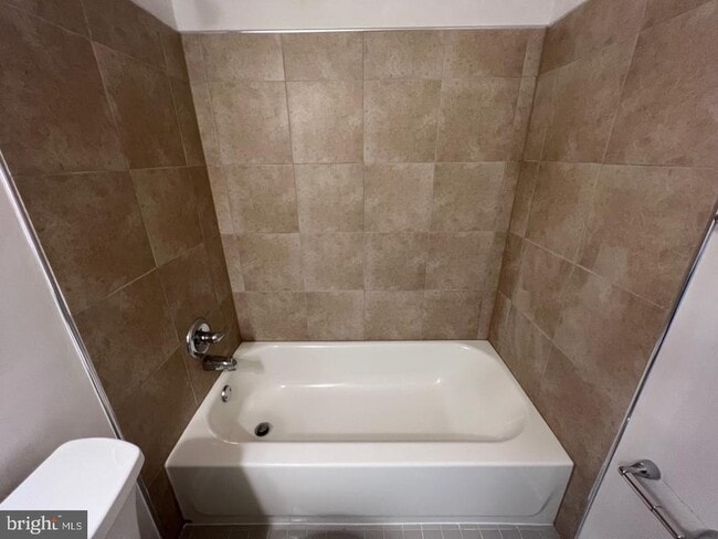 Building Photo - 7520 Indian Hills Dr