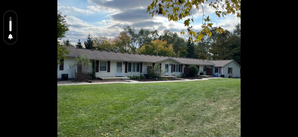 Building Photo - 1583 Highland Park Drive