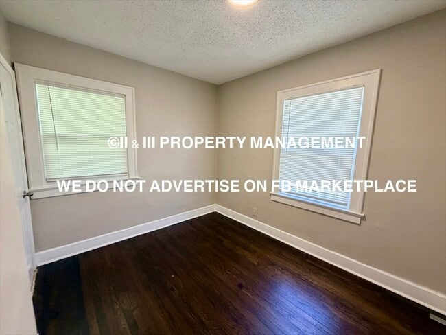 Building Photo - 3032 Elmwood Ave