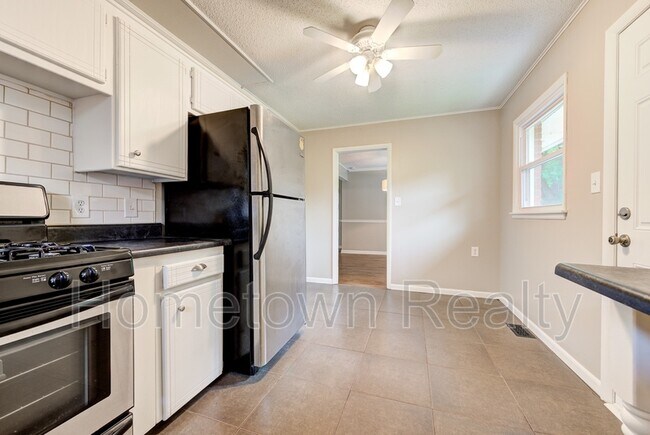 Building Photo - 2622 NW 42nd St