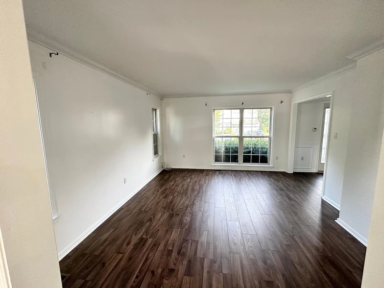 Building Photo - 1104 Red Harvest Rd