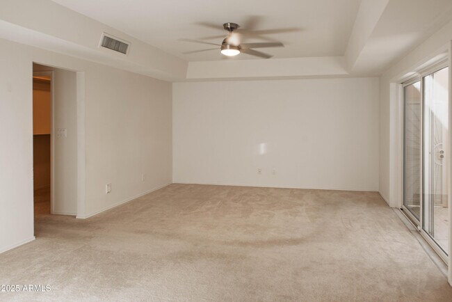 Building Photo - 6945 E Glenrosa Ave