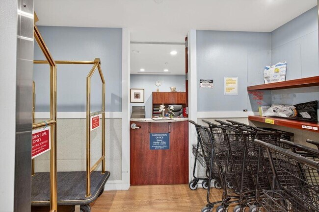 Building Photo - 9650 S Ocean Dr