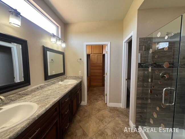 Building Photo - 9991 N High Meadow Trail