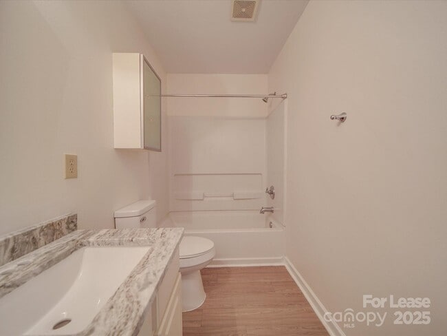 Building Photo - 3227 Deshler Morris Ln