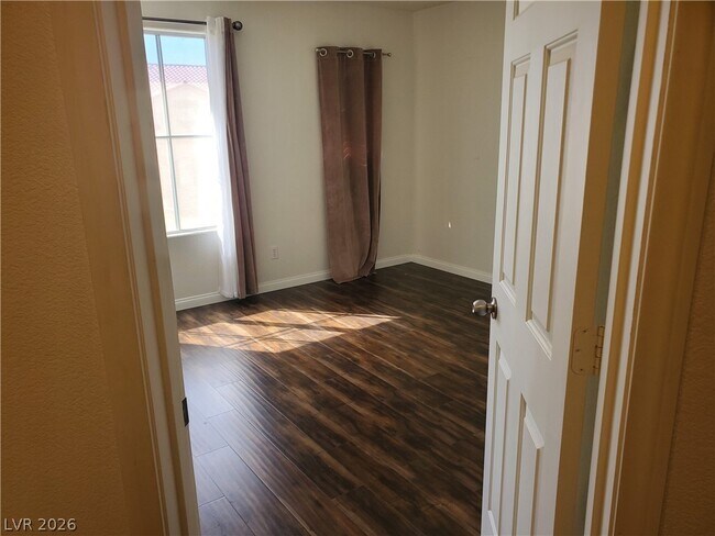 Building Photo - 8084 Palace Monaco Ave