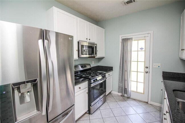 Building Photo - 6476 Portside Way