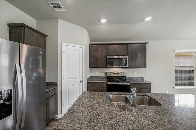 Building Photo - 5333 Samuel Run