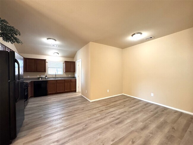 Building Photo - 822 Katydid Ct