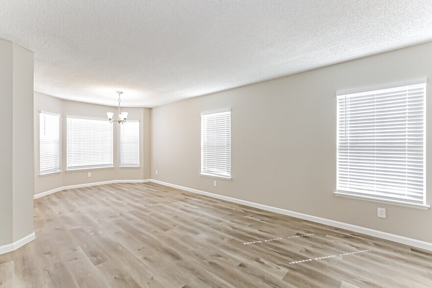 Building Photo - 3204 Harbor Vista St