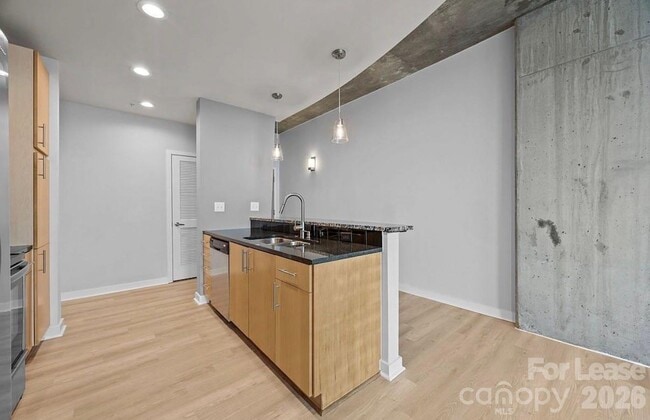 Building Photo - 210 N Church St