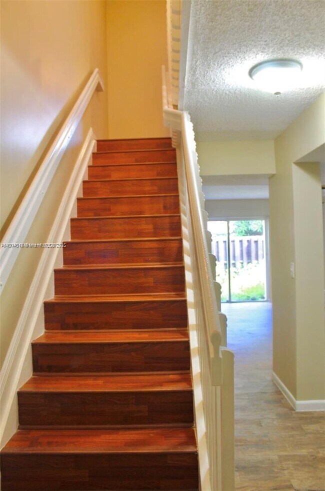 Building Photo - 20824 San Simeon Way