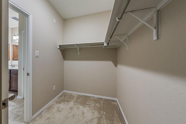 Building Photo - 1113 Arbor Acres Loop