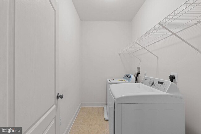 Building Photo - 5215 Barons Delight Dr