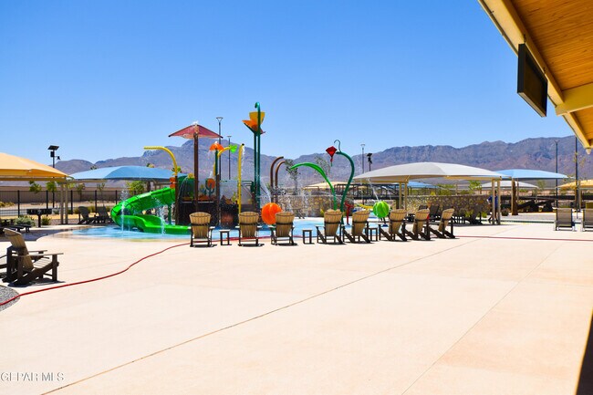 Building Photo - 51117 Desert Sunflower Ave